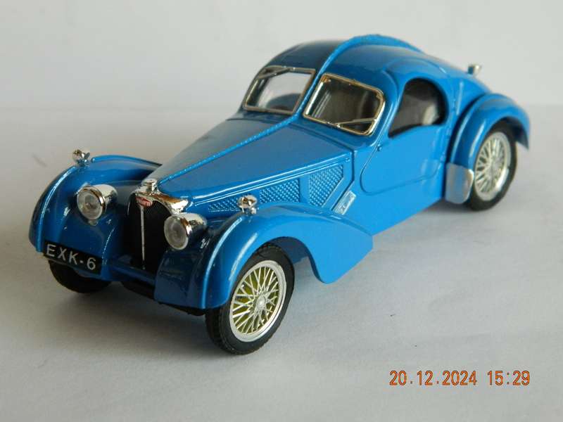 BRUMM  -   87  -  BUGATTI 57S - COUPE  165HP  -  1935-1936