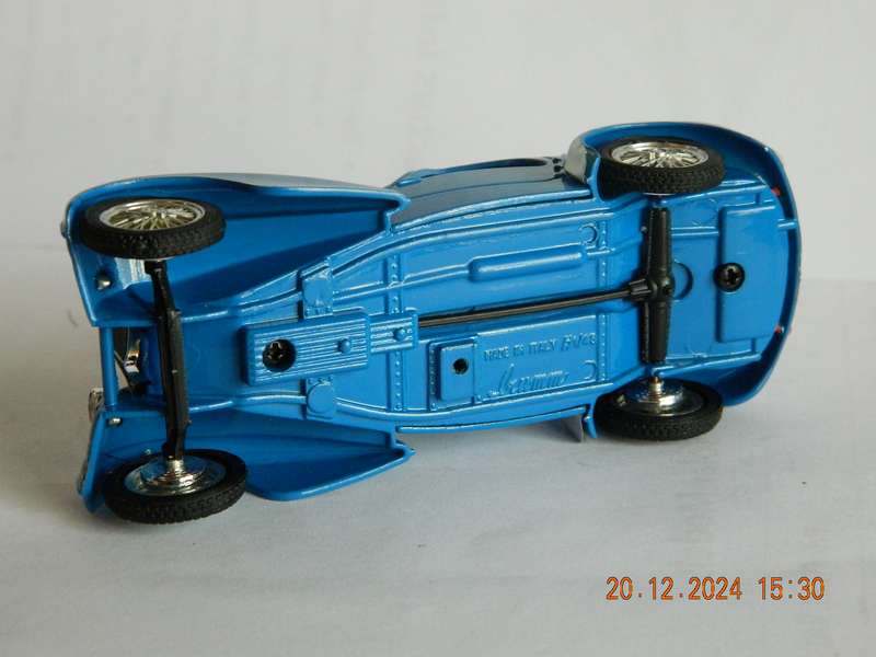 BRUMM  -   87  -  BUGATTI 57S - COUPE  165HP  -  1935-1936