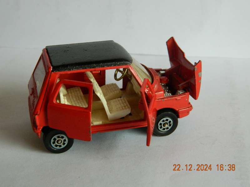 CORGI TOYS   -    WHIZWHEELS  - 283  -  DAF 'CITY' CAR