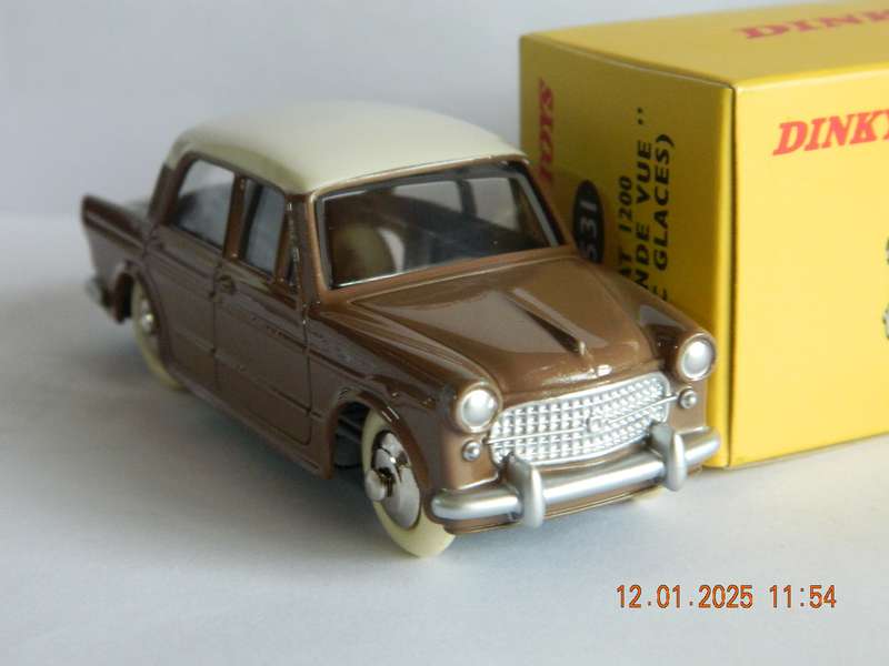 DEAGOSTINI - DINKY TOYS  -  531  -  FIAT 1200