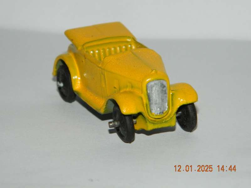 DINKY TOYS  -  35d  -  AUSTIN 7 CAR - OPEN TOURER