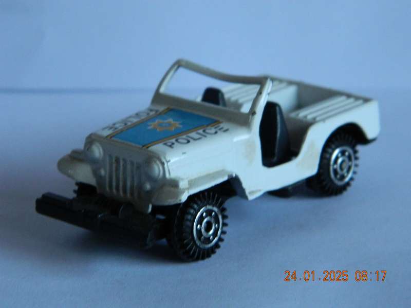 UNKNOWN   -    -     POLICE JEEP