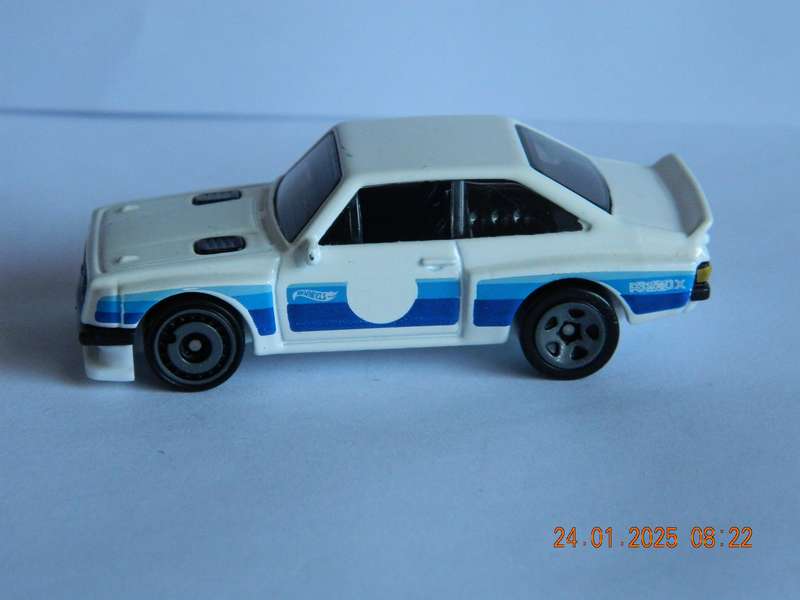 HOTWHEELS  -   FORD ESCORT  RS2000