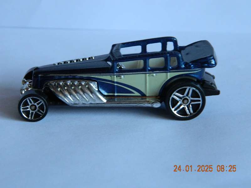 HOTWHEELS  -   DRAGSTER