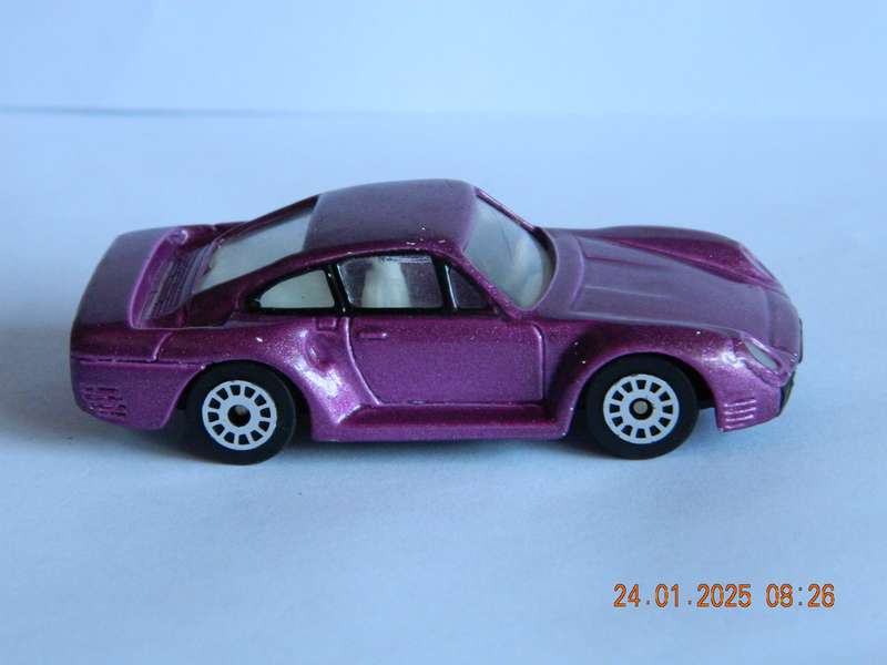 UNKNOWN  -   PORSCHE