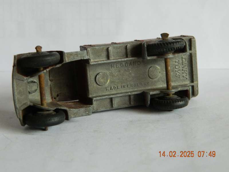 DINKY TOYS  -  22c  -  MOTOR TRUCK