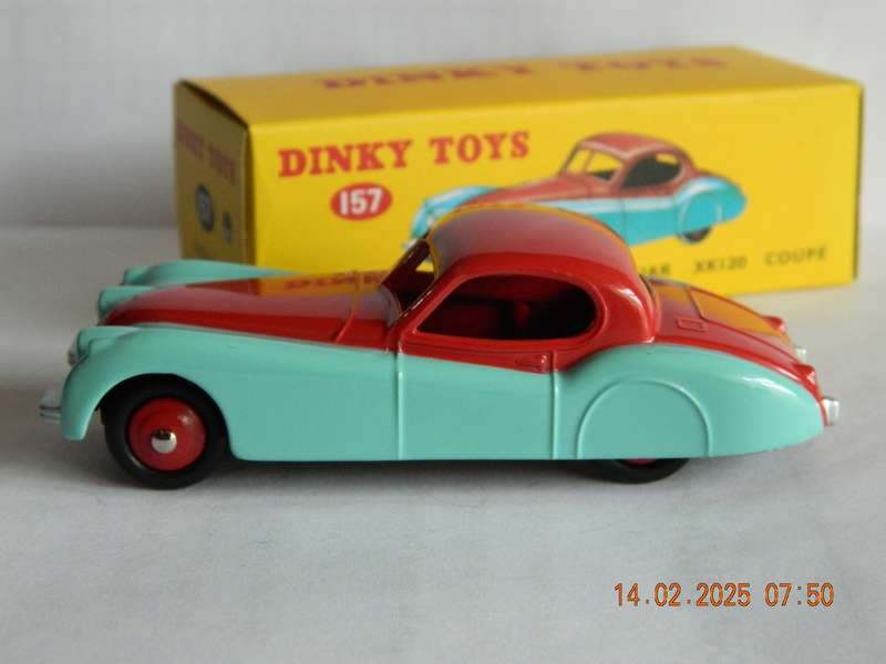 DEAGOSTINI - DINKY TOYS  -  157  -  JAGUAR  XK120 COUPE