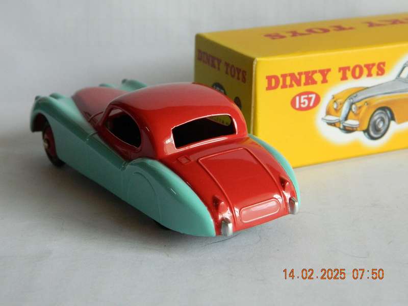 DEAGOSTINI - DINKY TOYS  -  157  -  JAGUAR  XK120 COUPE