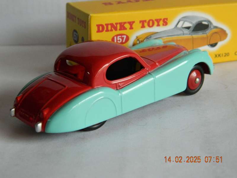 DEAGOSTINI - DINKY TOYS  -  157  -  JAGUAR  XK120 COUPE