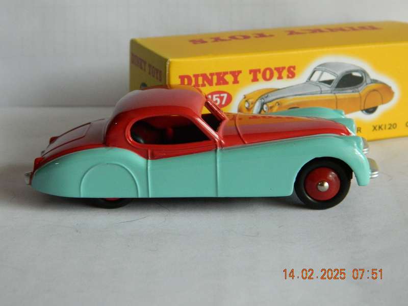 DEAGOSTINI - DINKY TOYS  -  157  -  JAGUAR  XK120 COUPE