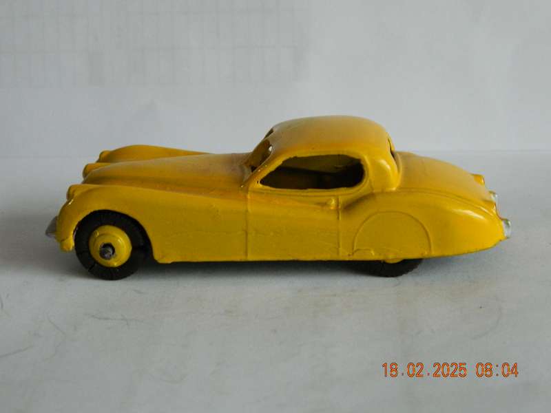 DINKY TOYS  -  157  -  JAGUAR  XK 120