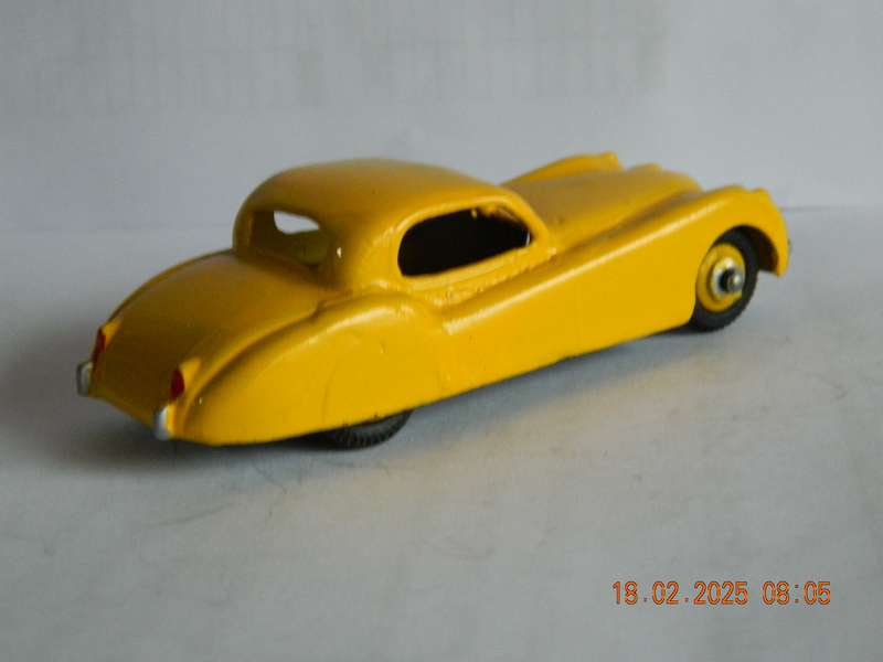 DINKY TOYS  -  157  -  JAGUAR  XK 120