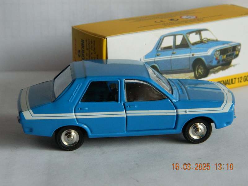 DEAGOSTINI - DINKY TOYS  -  1424 G  -  RENAULT 12 GORDINI