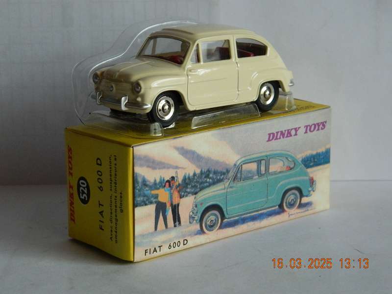 DEAGOSTINI - DINKY TOYS  -  520  -  FIAT 600 D