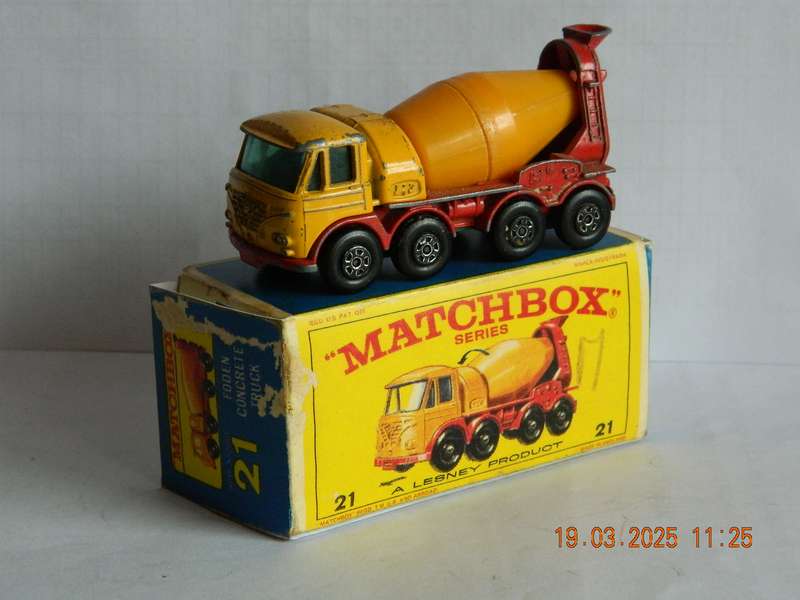 MATCHBOX SERIES SUPERFAST  -  21  -   FODEN CONCRETE TRUCK