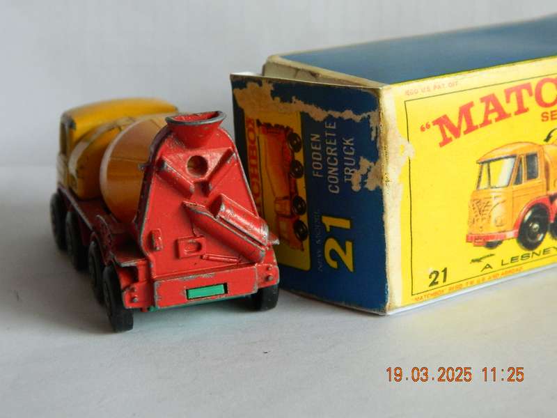 MATCHBOX SERIES SUPERFAST  -  21  -   FODEN CONCRETE TRUCK