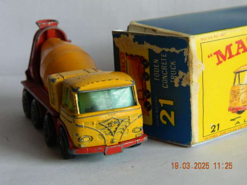 MATCHBOX SERIES SUPERFAST  -  21  -   FODEN CONCRETE TRUCK