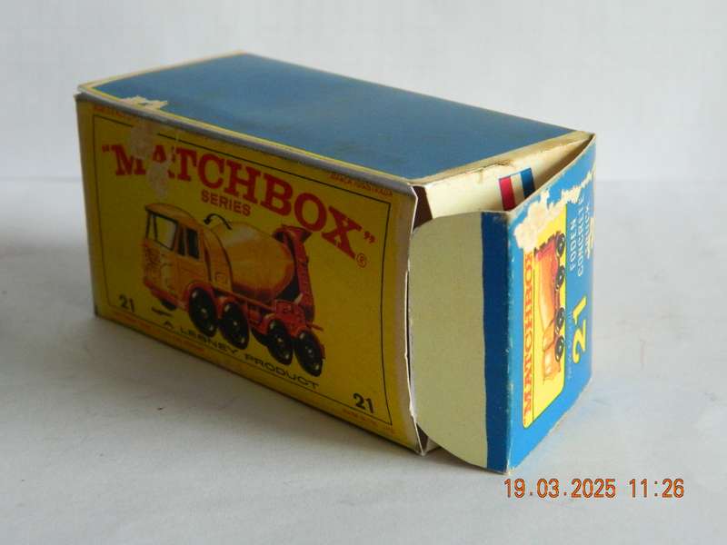 MATCHBOX SERIES SUPERFAST  -  21  -   FODEN CONCRETE TRUCK