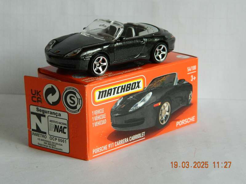 MATCHBOX   -  MB423 -   PORSCHE 911 CARRERA CABRIOLET