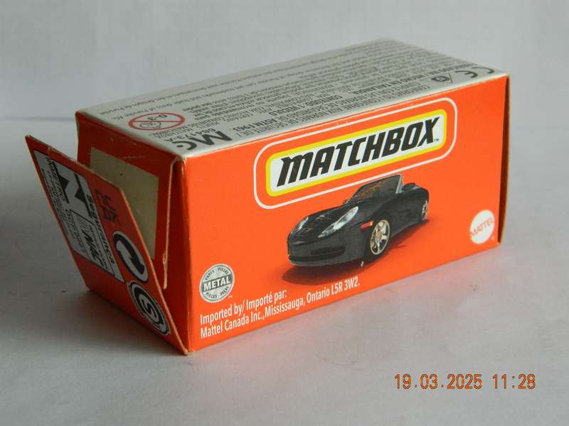 MATCHBOX   -  MB423 -   PORSCHE 911 CARRERA CABRIOLET