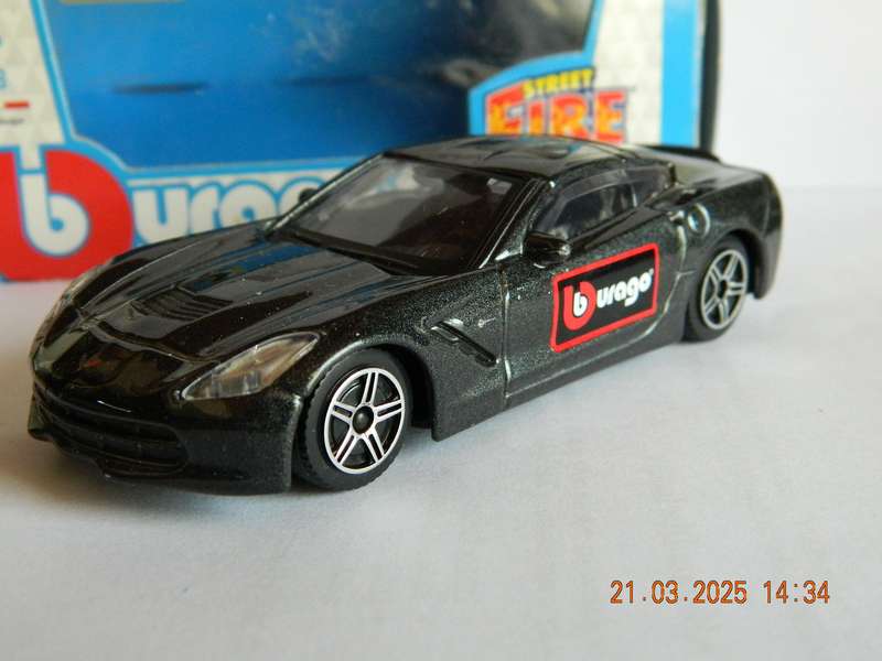 BBURAGO  -  11329 -  2014   CORVETTE STINGRAY