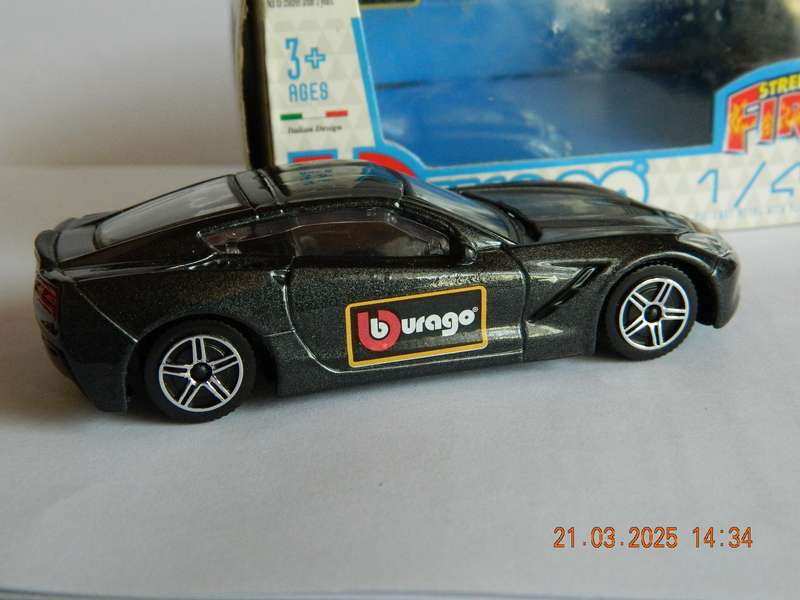 BBURAGO  -  11329 -  2014   CORVETTE STINGRAY