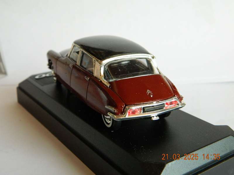 SOLIDO   -   4562  -     CITROEN  DS  -  1956