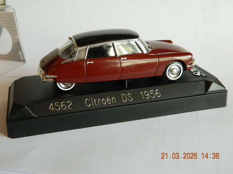SOLIDO   -   4562  -     CITROEN  DS  -  1956