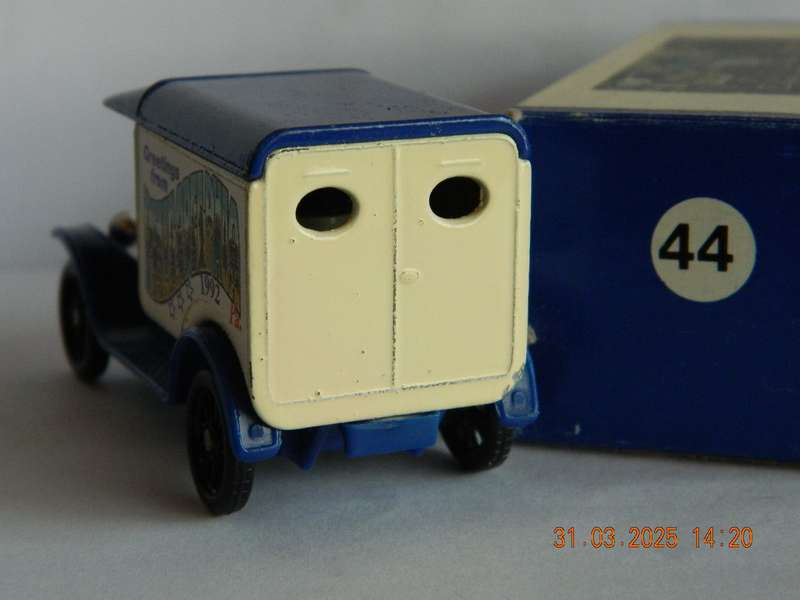 MATCHBOX  -  MB44  -  1921  MODEL 'T' FORD VAN  -  VERY SPECIAL EDITION