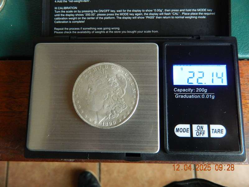 UNITED STATES OF AMERICA  -  1890  -  MORGAN ONE DOLLAR COIN