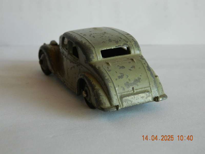 DINKY TOYS  -  40a  -  RILEY