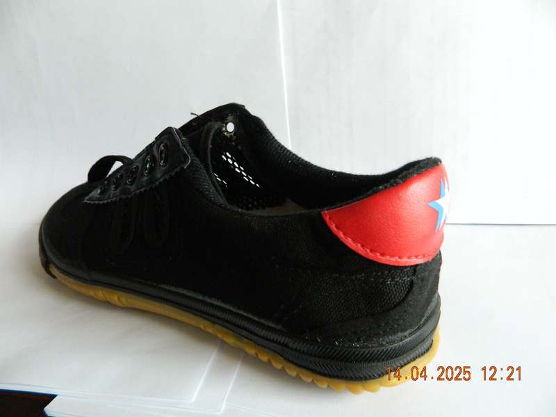 Volleyball Shoes Tendon Sole Canvas Shoes Martial Arts Training Sports Shoes, Size:40/250(Black)