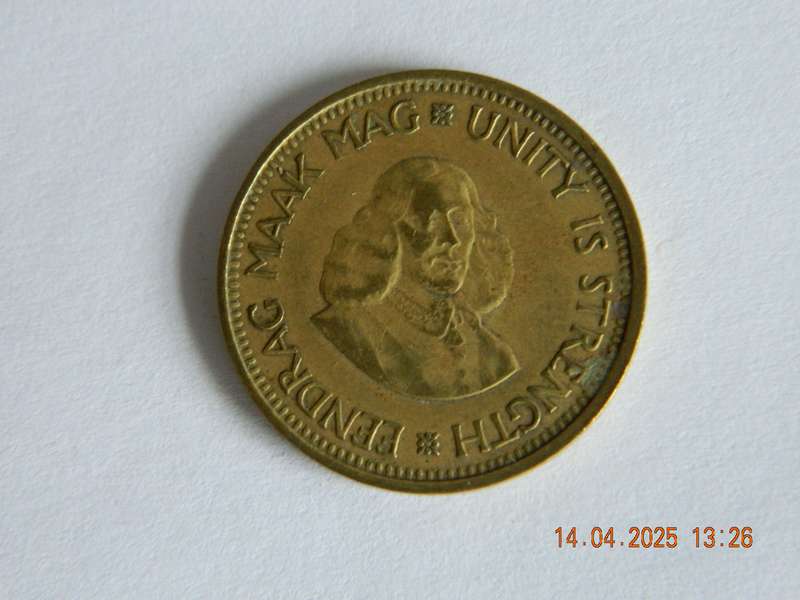 SOUTH AFRICAN  -    1961  -  1/2 CENT COIN