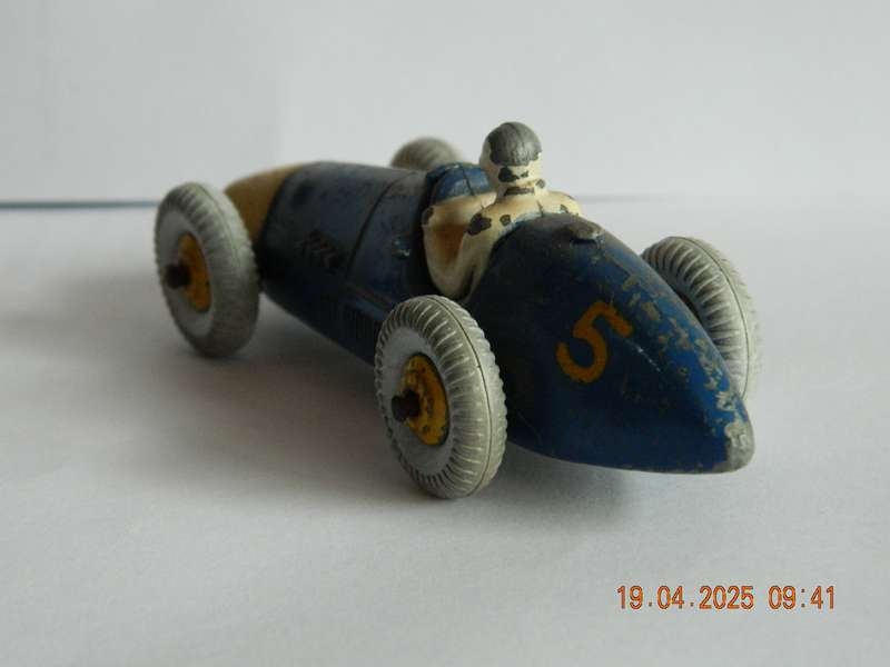 DINKY TOYS  -  234  -  FERRARI RACING CAR