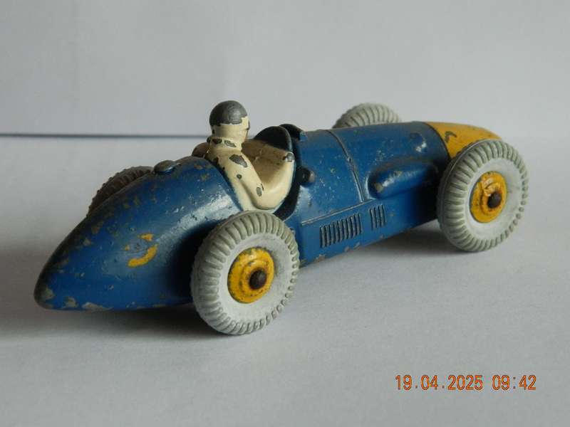 DINKY TOYS  -  234  -  FERRARI RACING CAR