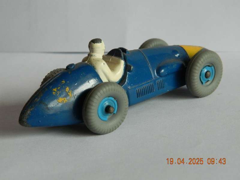 DINKY TOYS  -  234  -  FERRARI RACING CAR