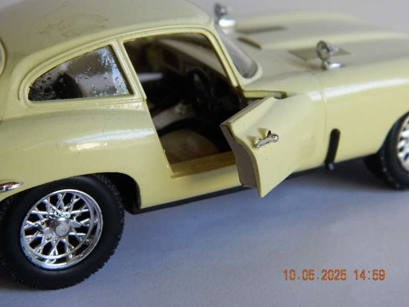 SAICO  - DP 5409 -  'E'  TYPE JAGUAR  -  1/32 SCALE