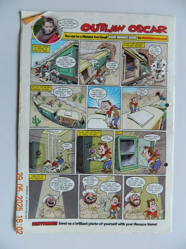 THE BEANO  -  COMIC  -  SOFT COVER