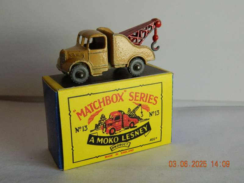MATCHBOX SERIES  -  13   -  BEDFORD WRECK TRUCK -  (51MM)