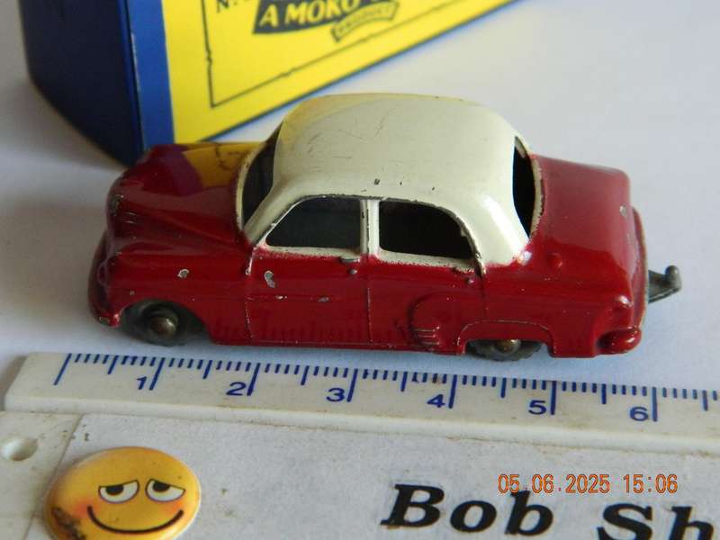 MATCHBOX SERIES  - 22  -   VAUXHALL CRESTA