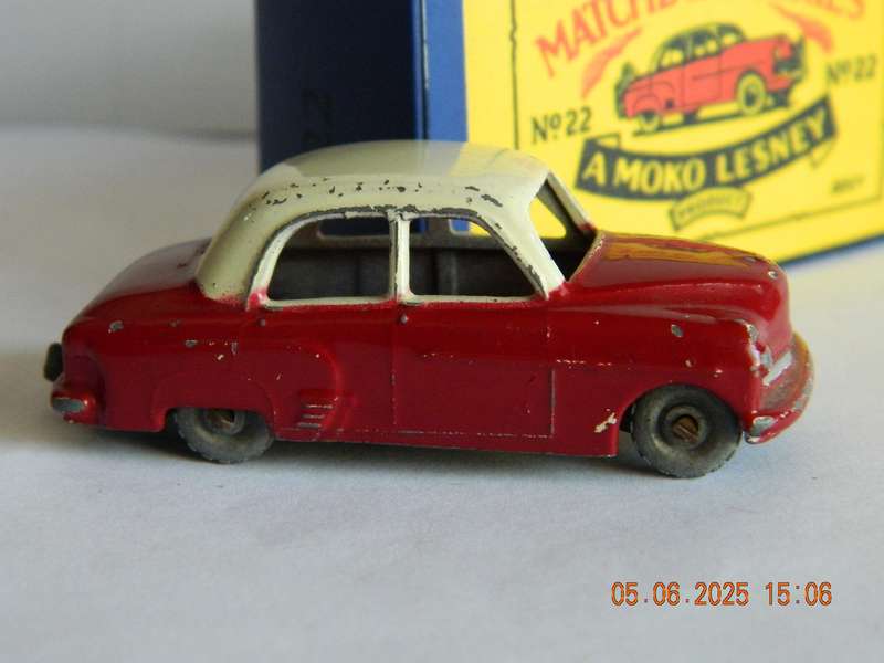 MATCHBOX SERIES  - 22  -   VAUXHALL CRESTA