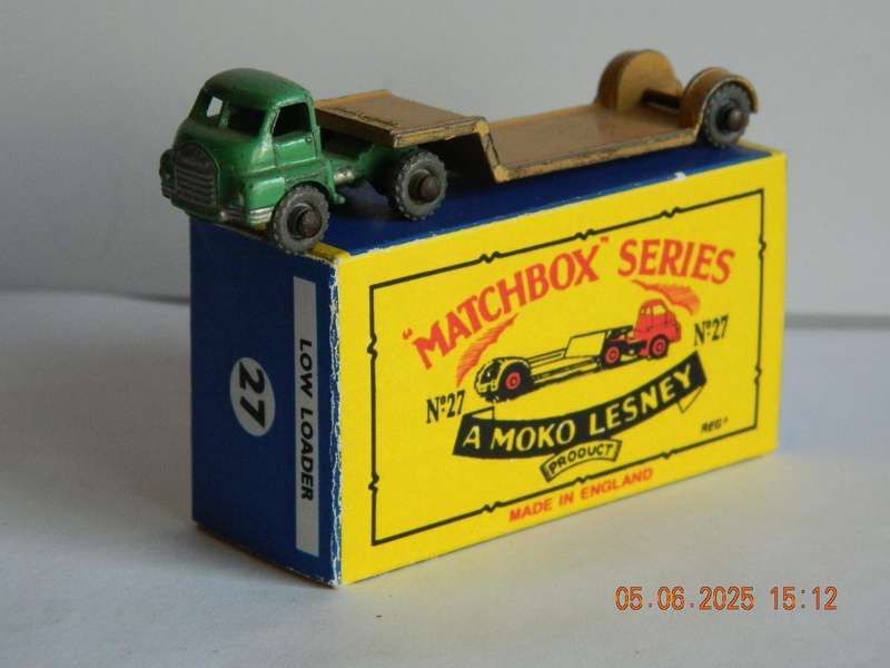 MATCHBOX SERIES  -  27  -  BEDFORD LOW LOADER -  (78MM)