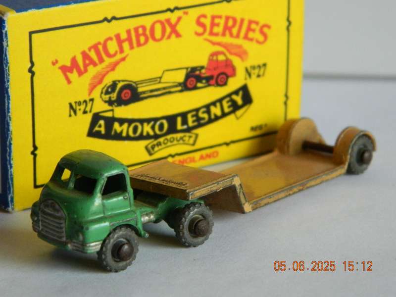 MATCHBOX SERIES  -  27  -  BEDFORD LOW LOADER -  (78MM)