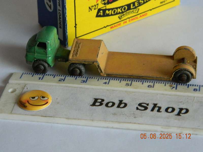 MATCHBOX SERIES  -  27  -  BEDFORD LOW LOADER -  (78MM)