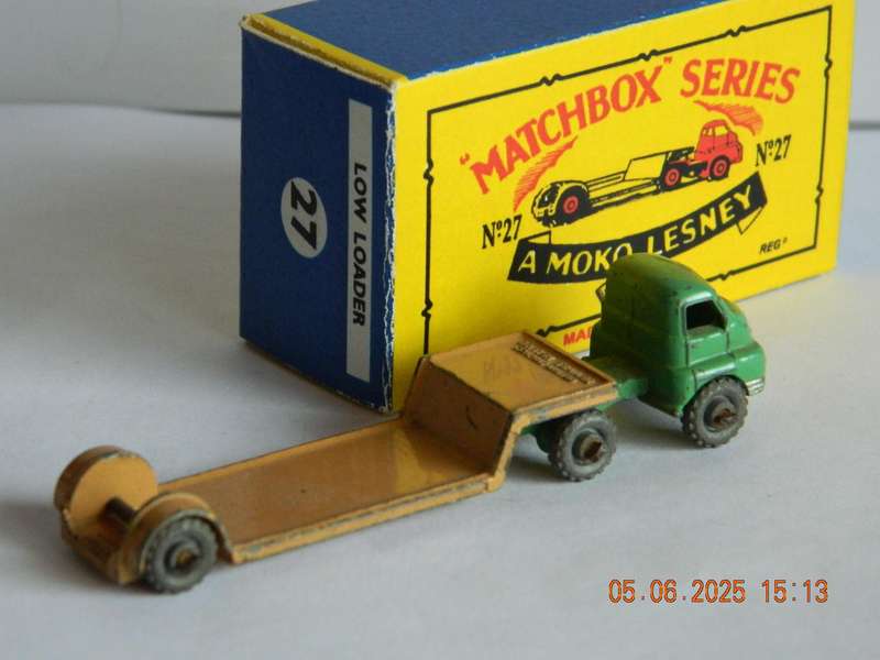 MATCHBOX SERIES  -  27  -  BEDFORD LOW LOADER -  (78MM)