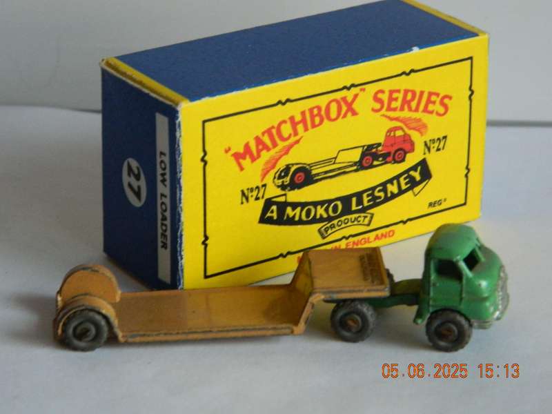 MATCHBOX SERIES  -  27  -  BEDFORD LOW LOADER -  (78MM)