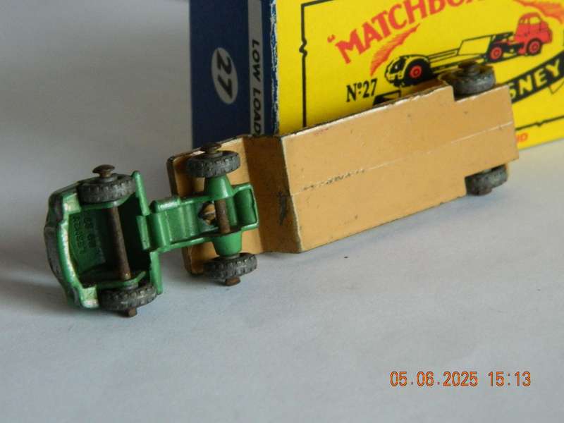 MATCHBOX SERIES  -  27  -  BEDFORD LOW LOADER -  (78MM)