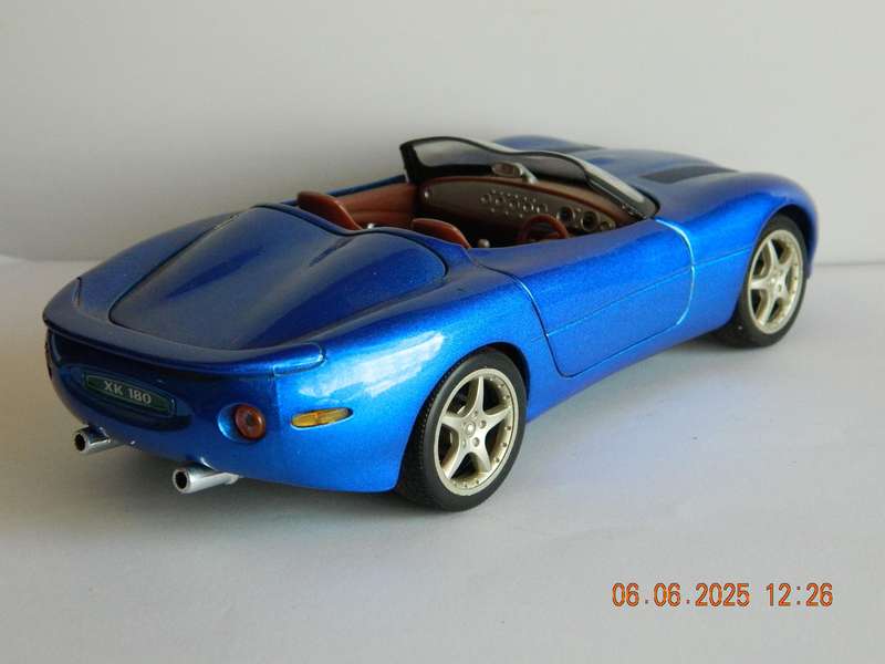 WELLY  -   -   JAGUAR  XK 180