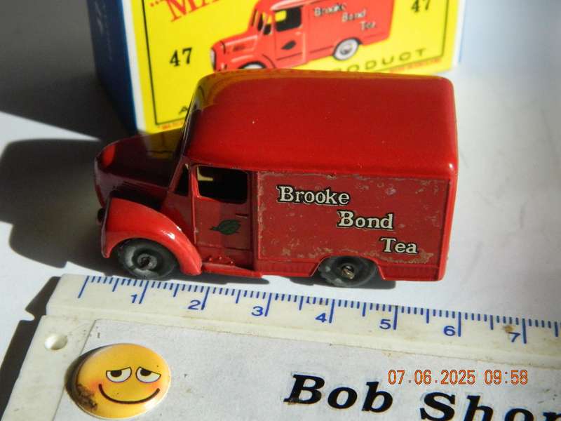 MATCHBOX SERIES  -  47  -  TROJAN VAN