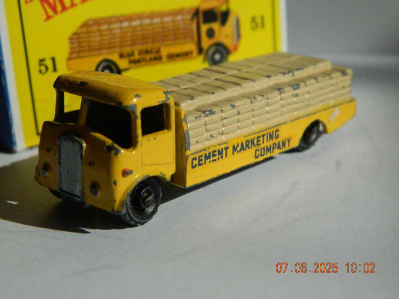 MATCHBOX SERIES  -  51  -  ALBION CHIEFTAIN